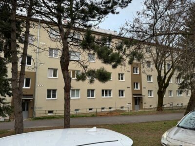 2 – izb. tehlový byt s balkónom na Podhradovej